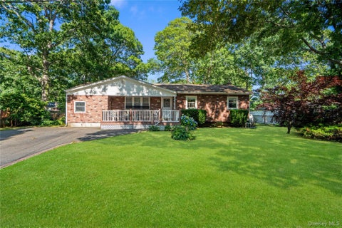 Homes For Sale - 35 Corbin Avenue<br/> Suffolk County, Shirley, NY 11967