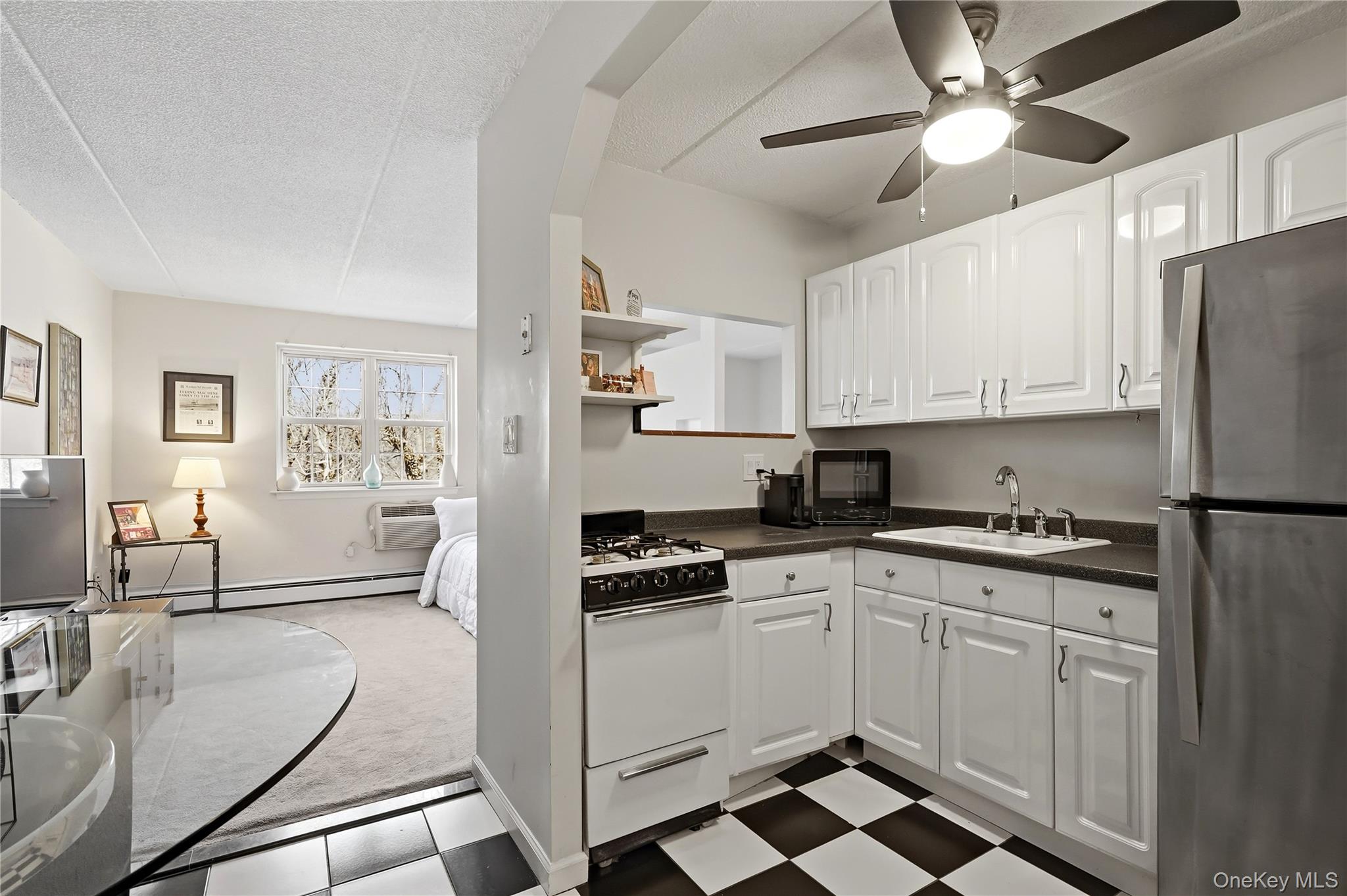 2 Consulate Drive 3B