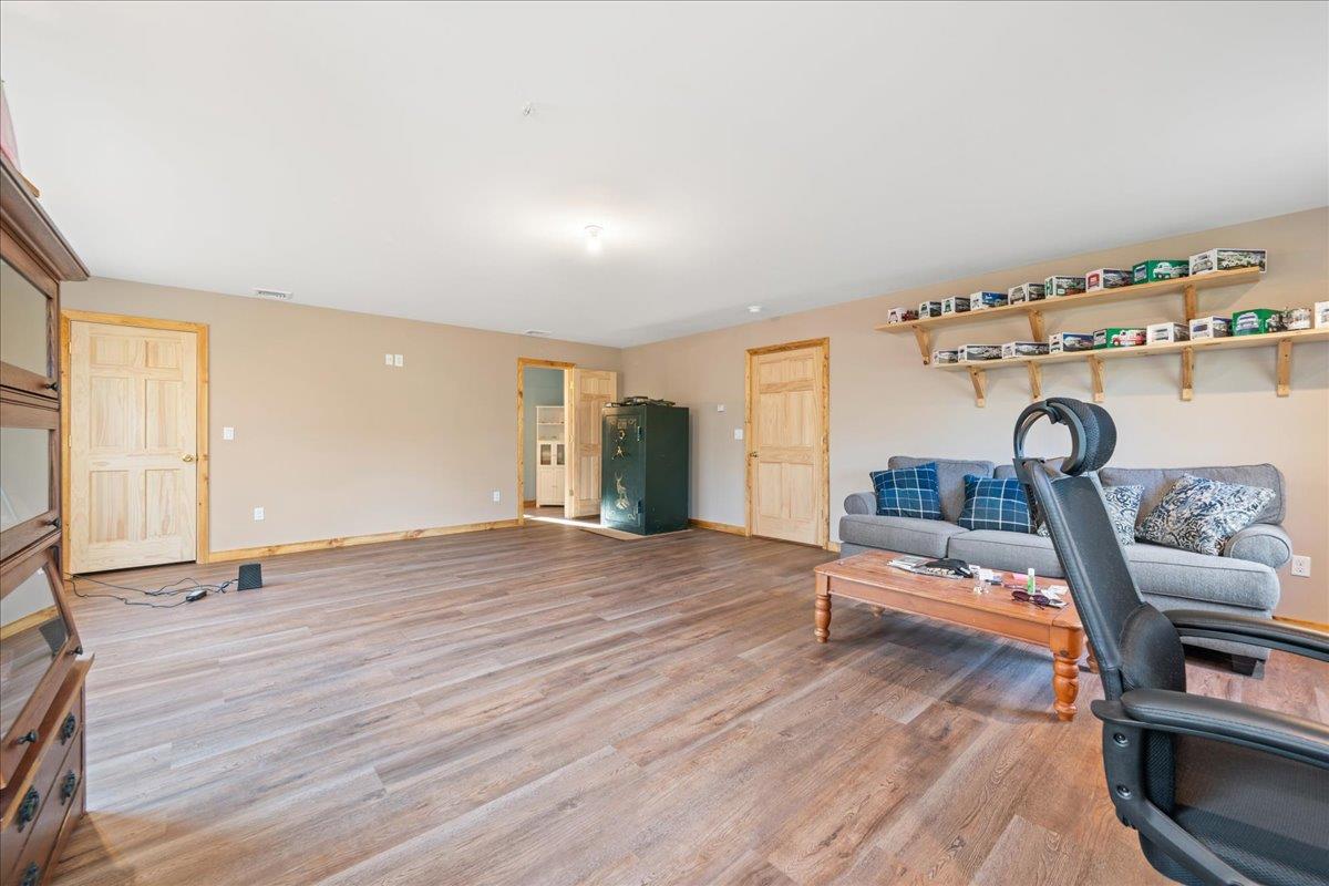 635 Crystal Lake Road, Narrowsburg, New York image 31