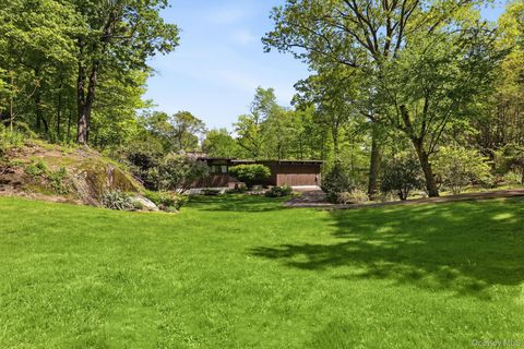Tiny photo for 51 Eastern Drive, Ardsley, NY 10502 (MLS # 992663)