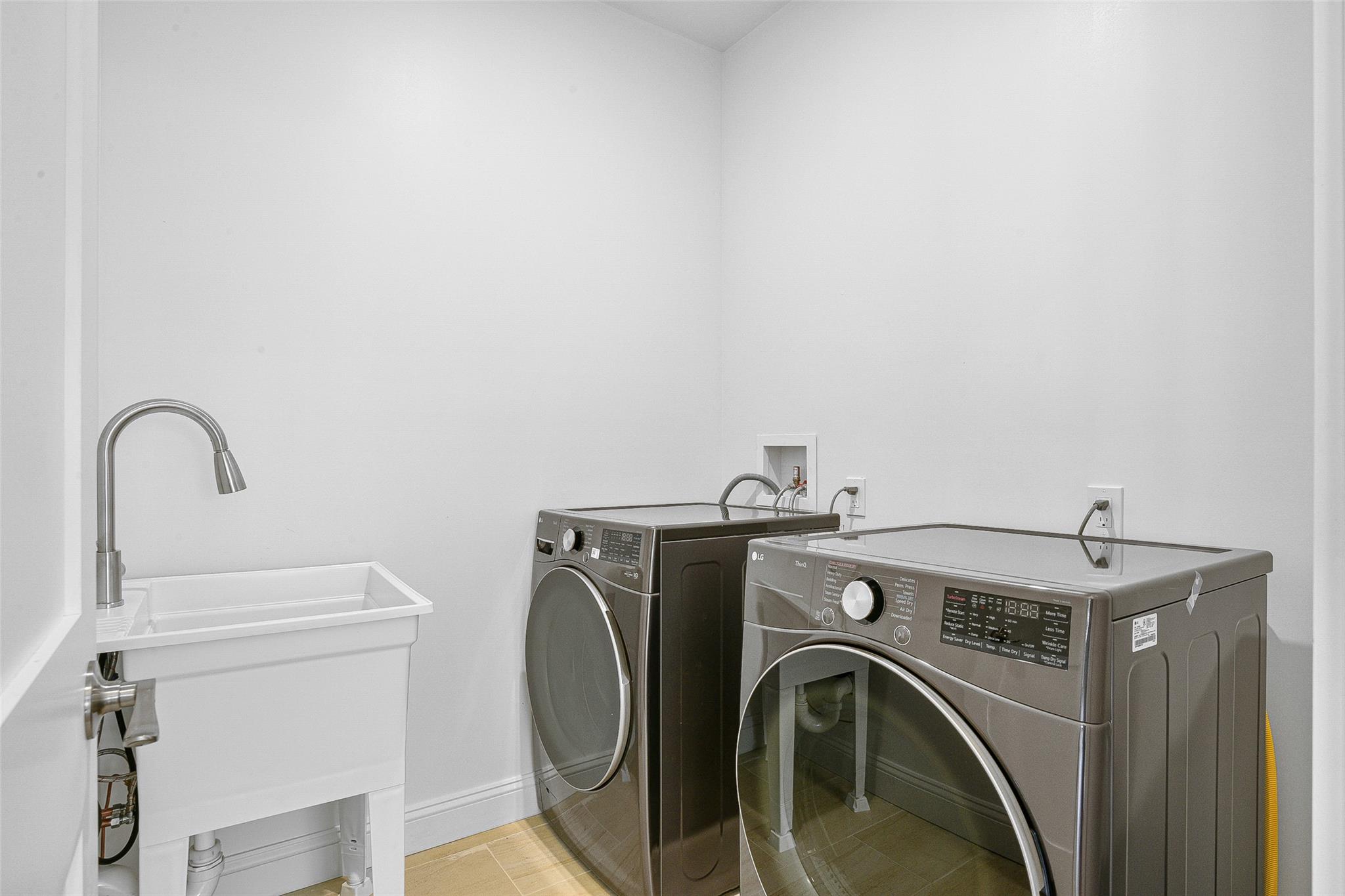 146 Mountain Avenue, New Rochelle, New York image 24