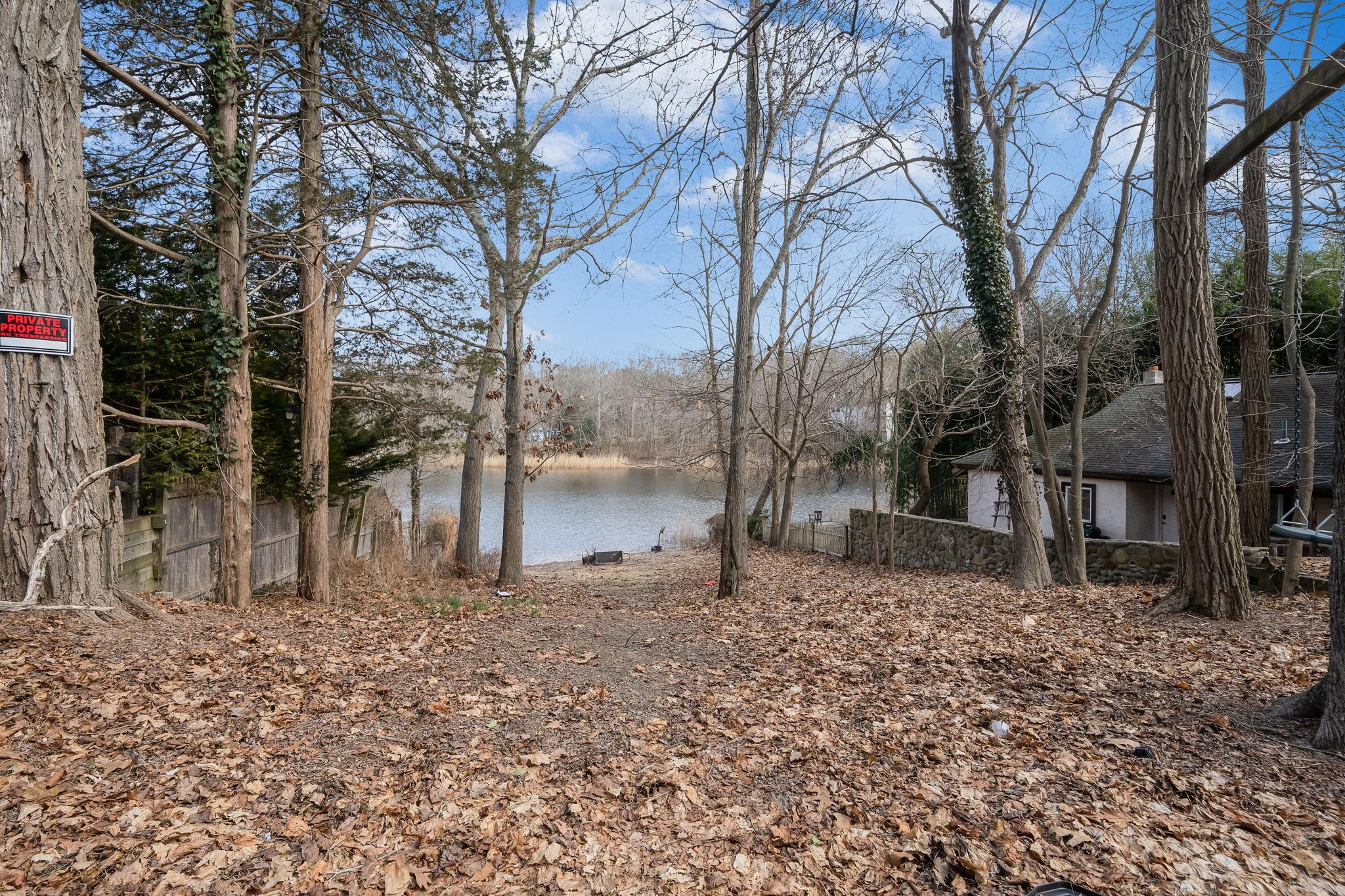 12 Lakeside Drive, Middle Island, New York image 9
