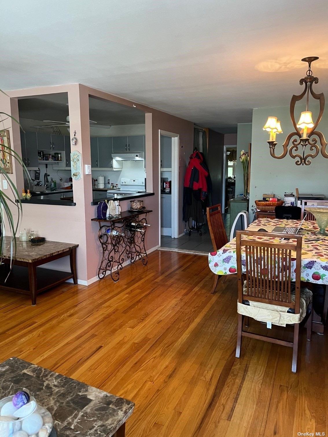 Lido Beach, New York 11561, United States, 2 Bedrooms Bedrooms, ,2 BathroomsBathrooms,Residential,Active,143528