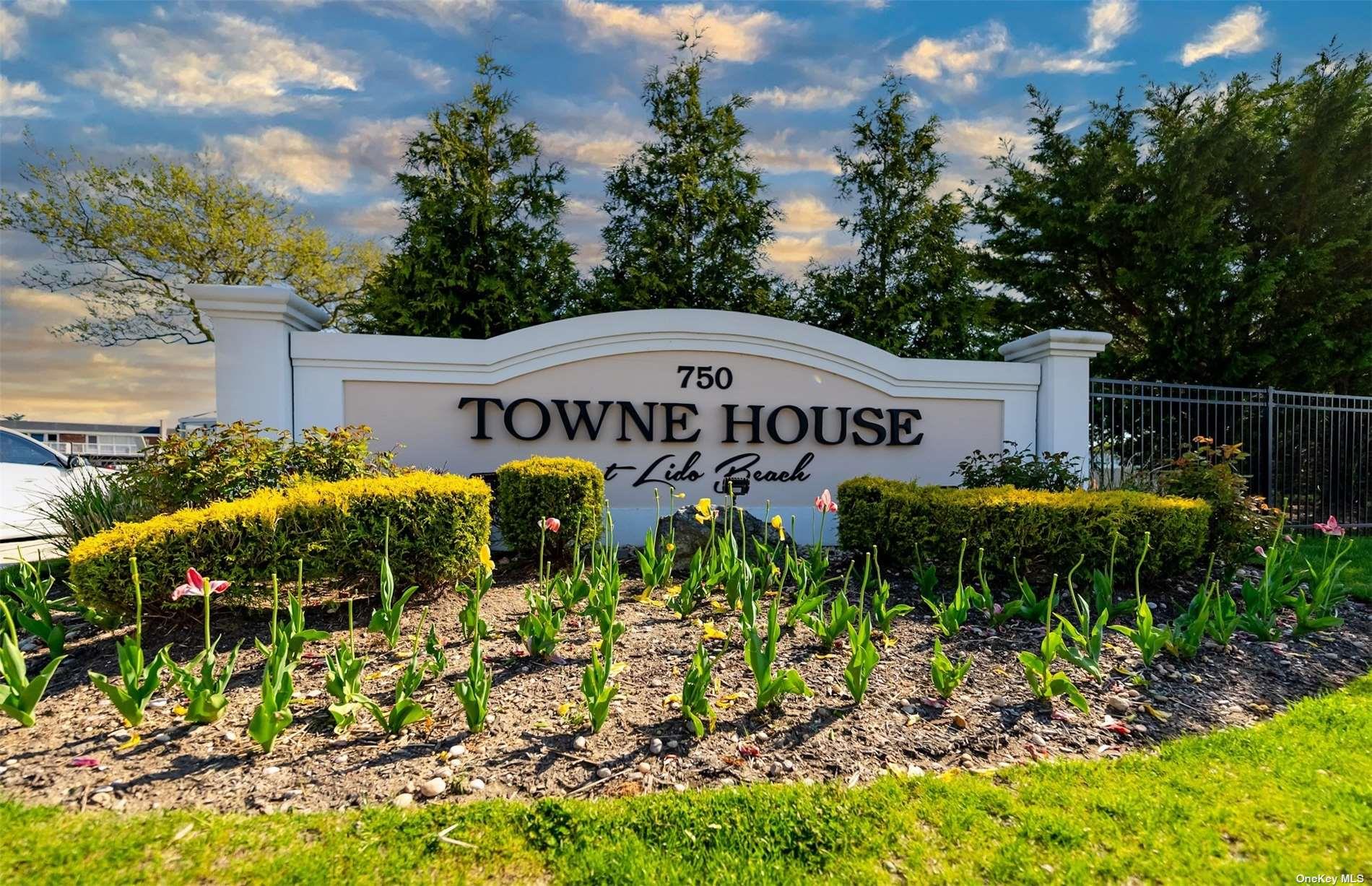 Lido Beach, New York 11561, United States, 2 Bedrooms Bedrooms, ,2 BathroomsBathrooms,Residential,Active,143528