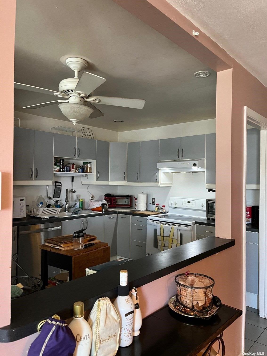 Lido Beach, New York 11561, United States, 2 Bedrooms Bedrooms, ,2 BathroomsBathrooms,Residential,Active,143528