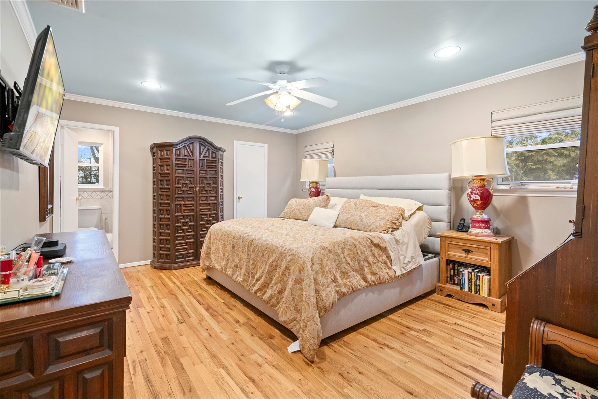 25 Joyce Lane, Woodbury, New York image 16