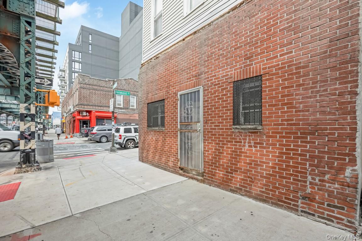 2693 Fulton Street