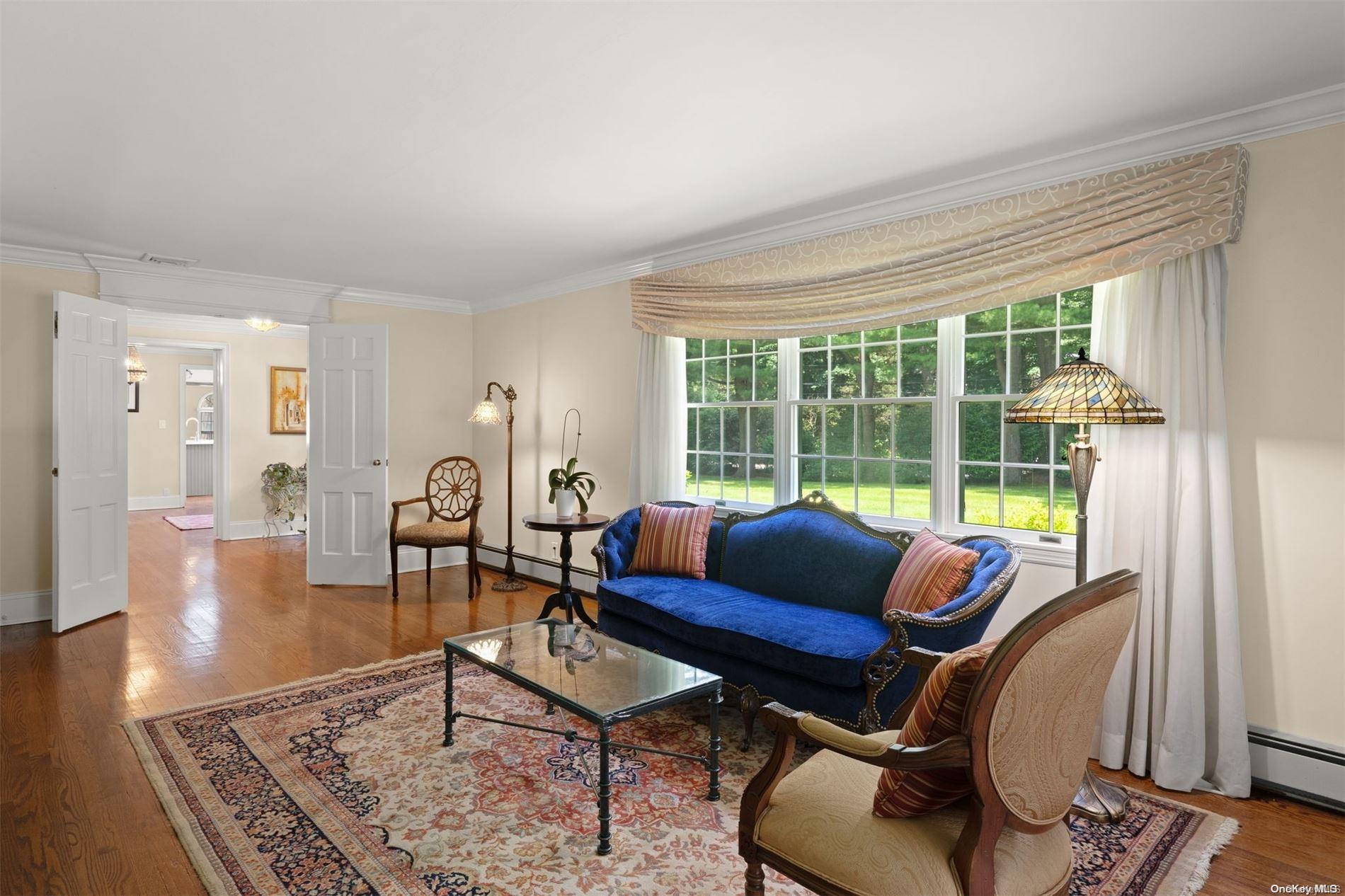 1614 Stewart Lane, Laurel Hollow, New York image 3
