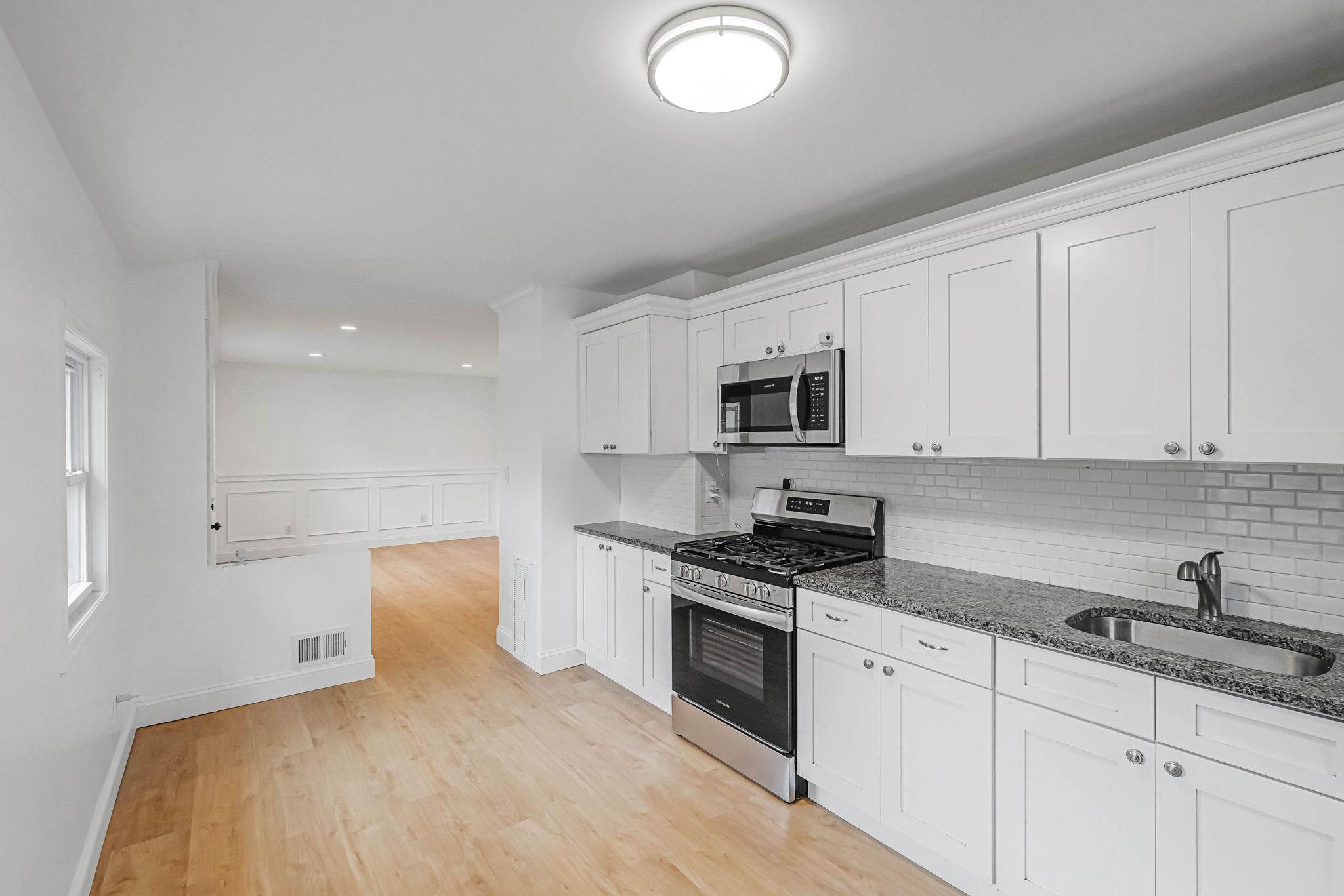 213 Stuyvesant Drive, Selden, New York image 7
