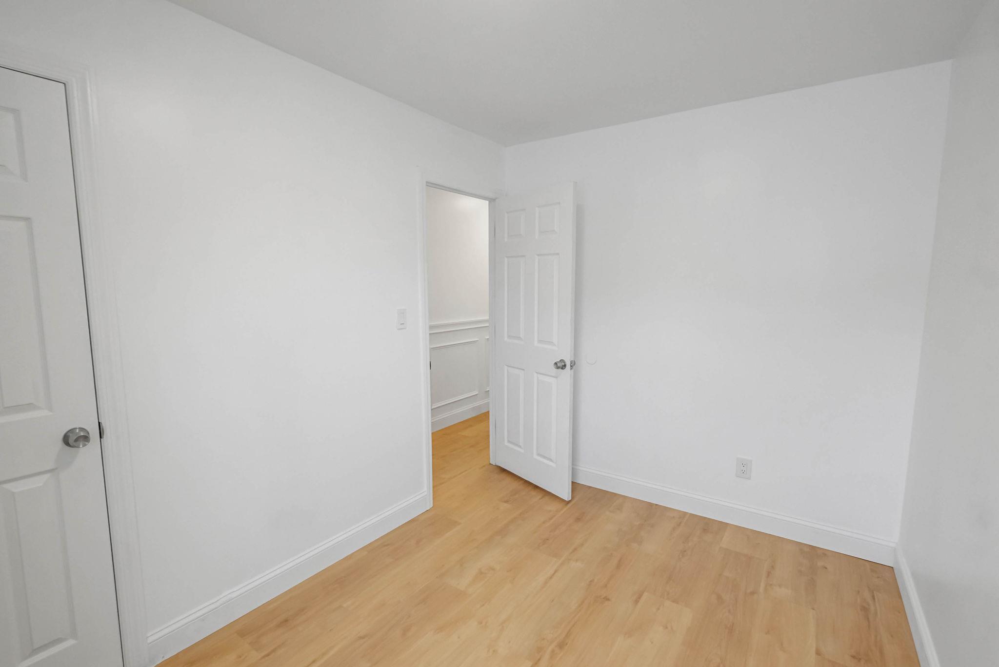 213 Stuyvesant Drive, Selden, New York image 15