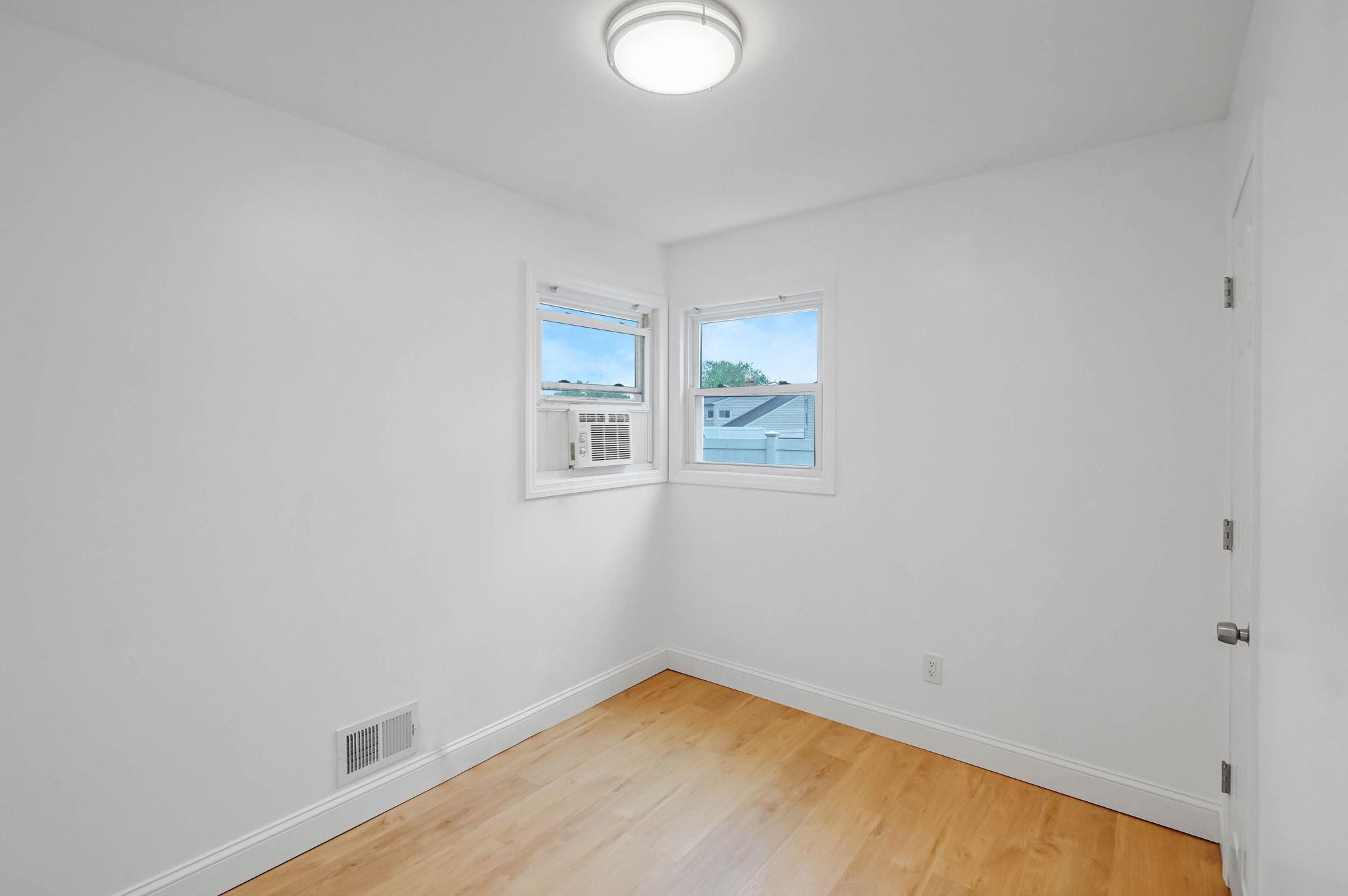 213 Stuyvesant Drive, Selden, New York image 14