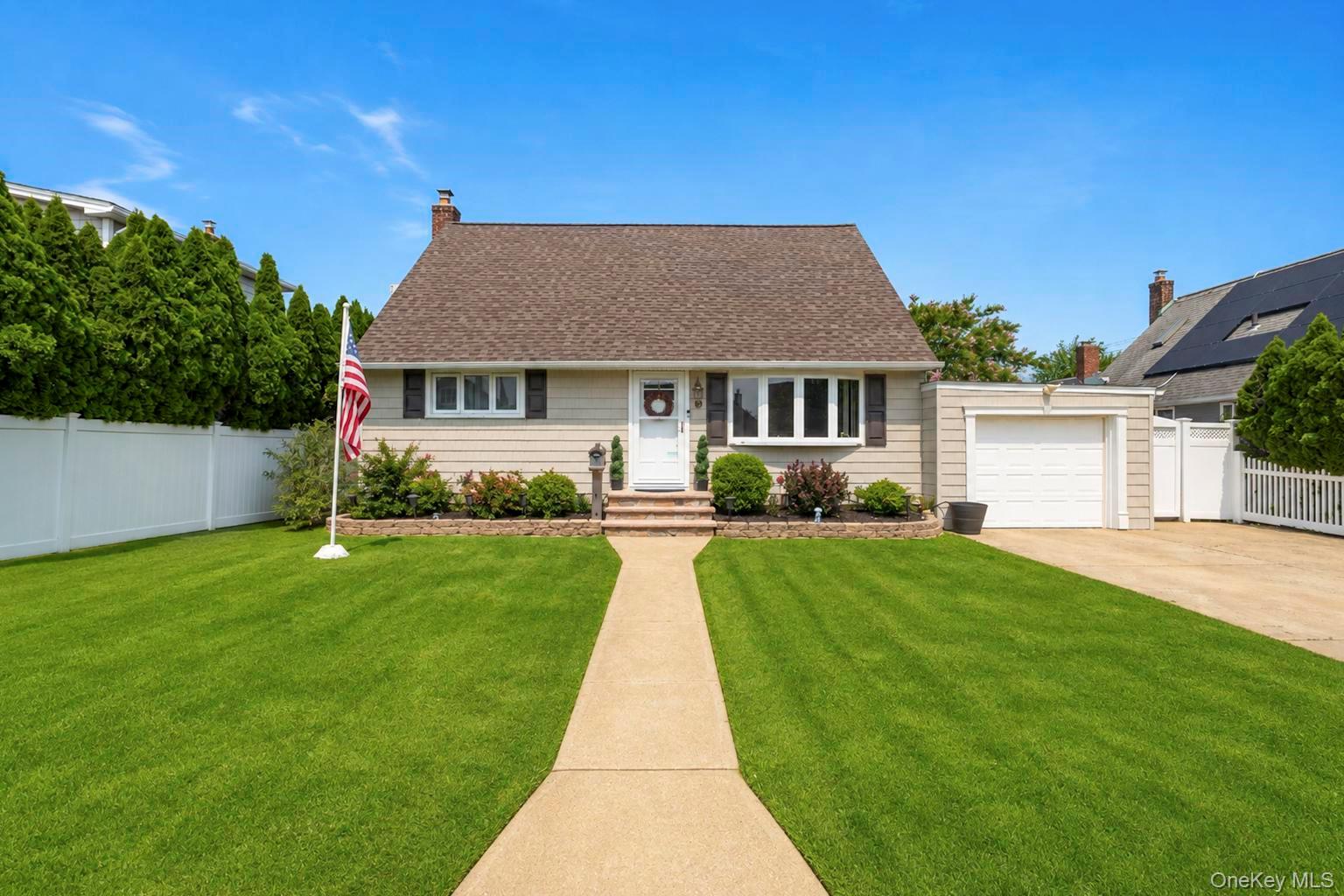 3 Laurie Drive