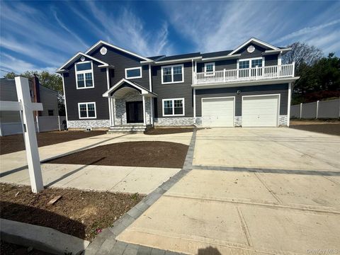 Homes For Sale - 139 Miller Avenue<br/> Amityville, NY 11701