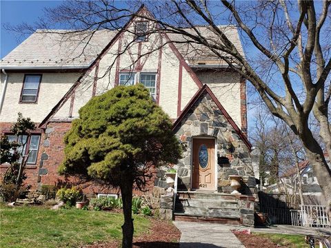 Multifamily For Sale - 289 Bedford Avenue<br/> Mount Vernon, NY 10553