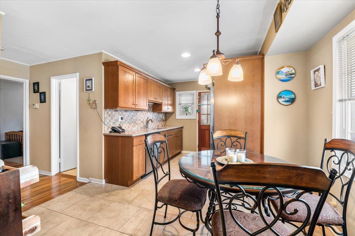 177 Dartmouth Drive, Oyster Bay, New York image 8
