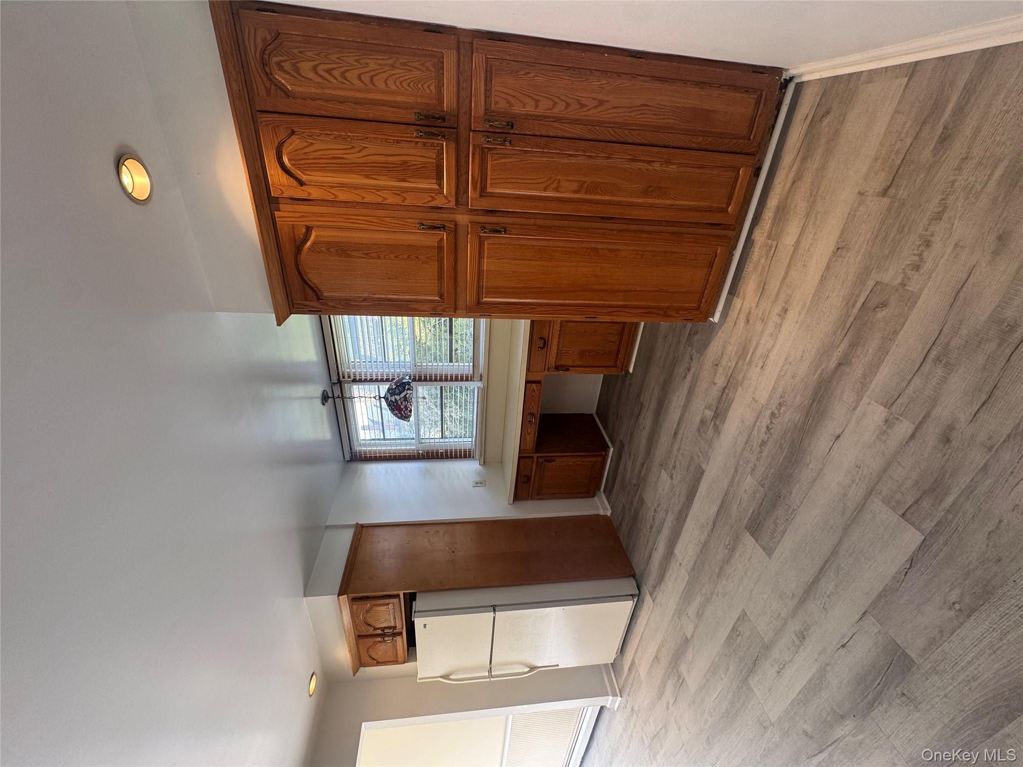 138 Mayflower Avenue 1