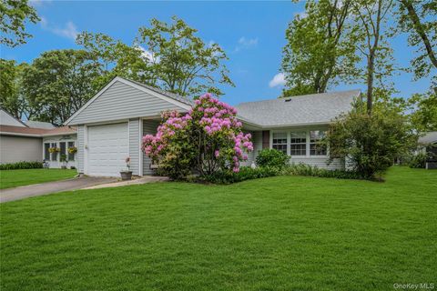Photo of 151 Laurance Lane, Ridge, NY 11961 (MLS # 878723)
