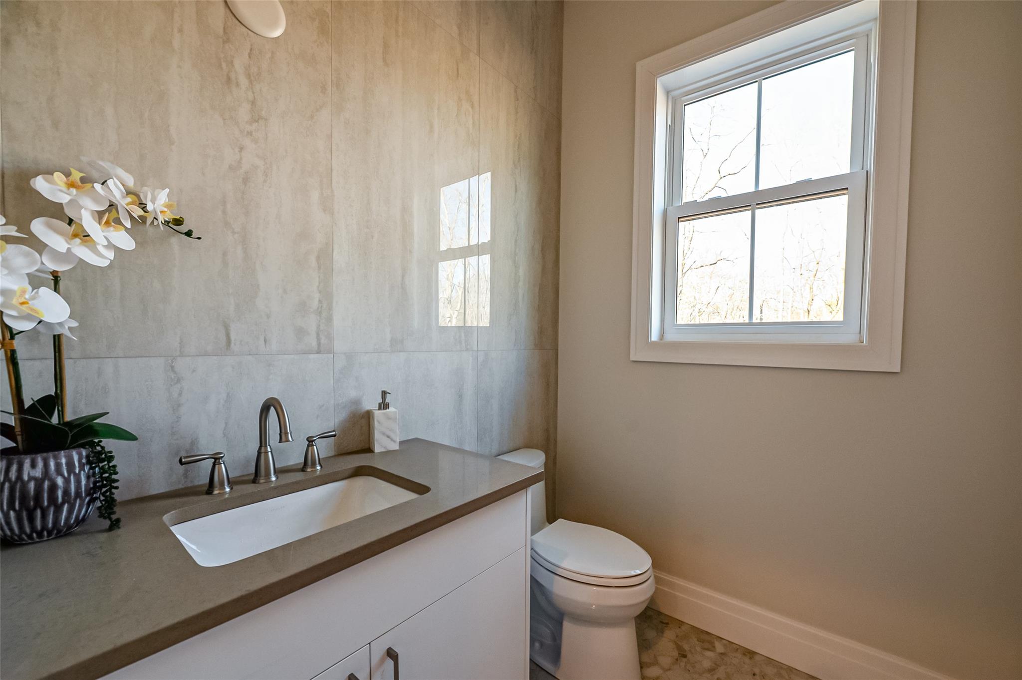 145 Cedar Swamp Road, Jericho, New York image 24