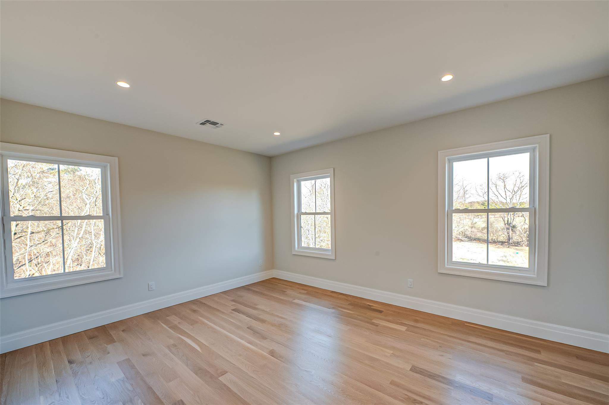 145 Cedar Swamp Road, Jericho, New York image 36