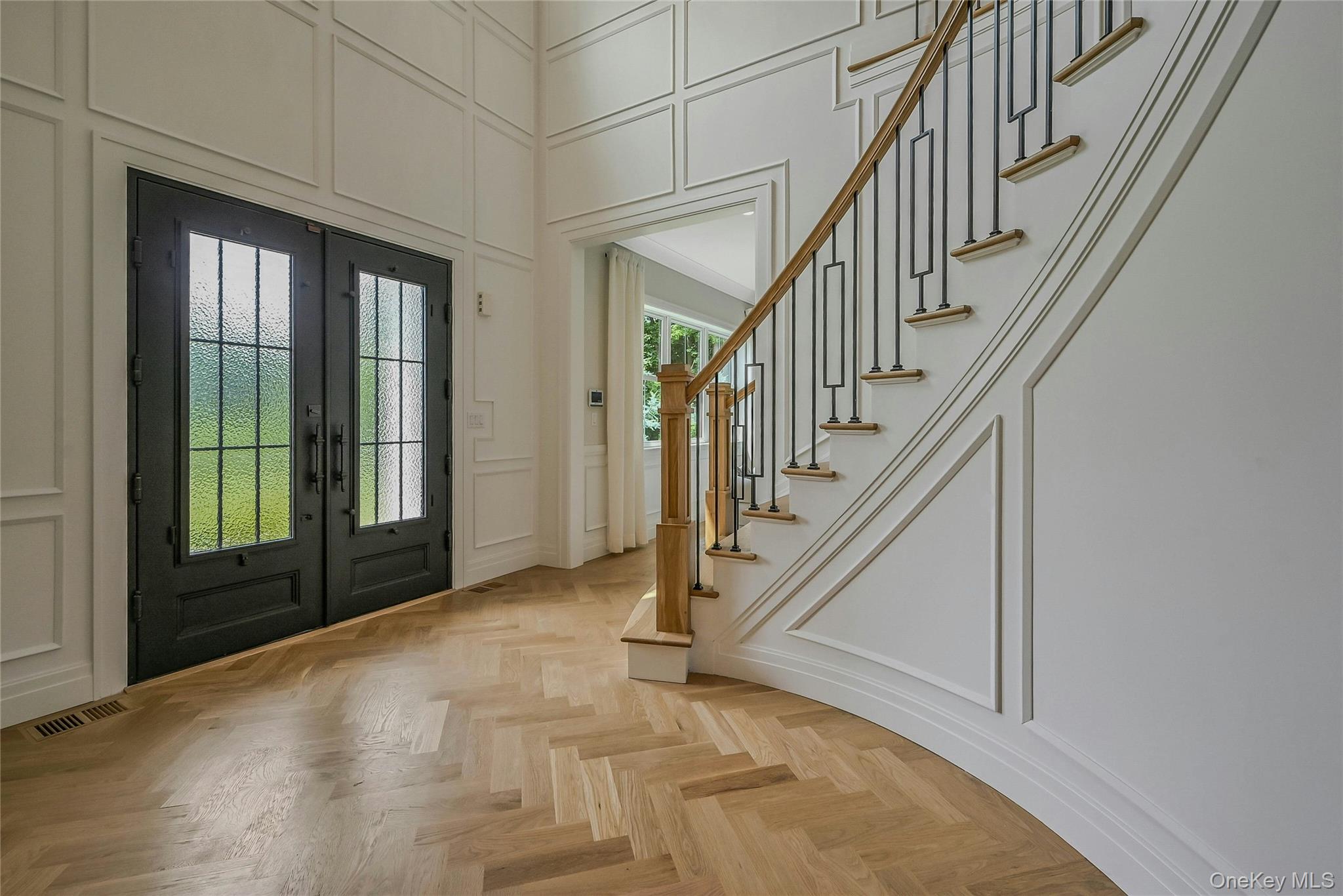 107 Cedar Swamp Road