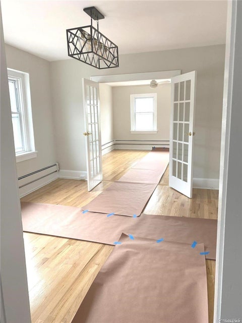 Apartment For Rent - 1 E Carver Street<br/> Huntington, NY 11743