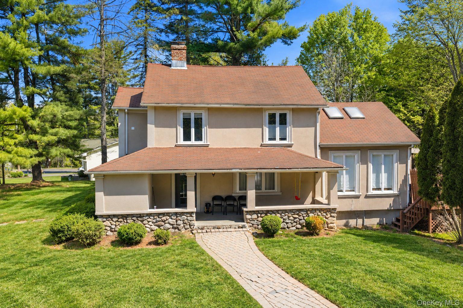 4 Arrowhead Lane