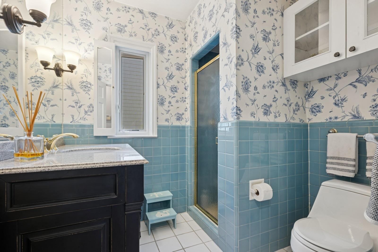 181 Washington Avenue, Garden City, New York image 16