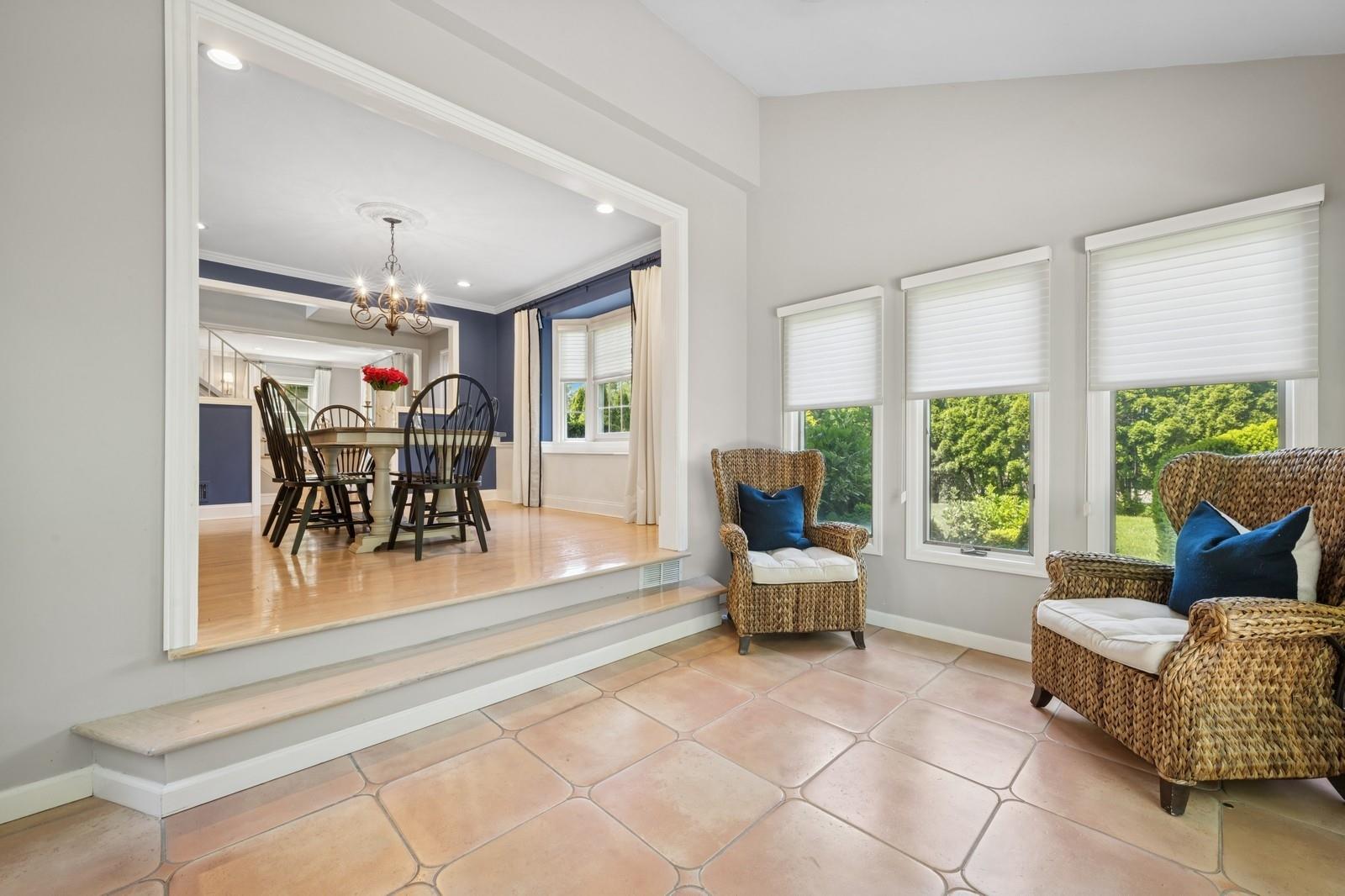 181 Washington Avenue, Garden City, New York image 11