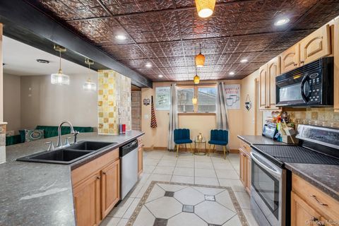 Photo of 42 Beechwood Park, Poughkeepsie, NY 12601 (MLS # 955790)