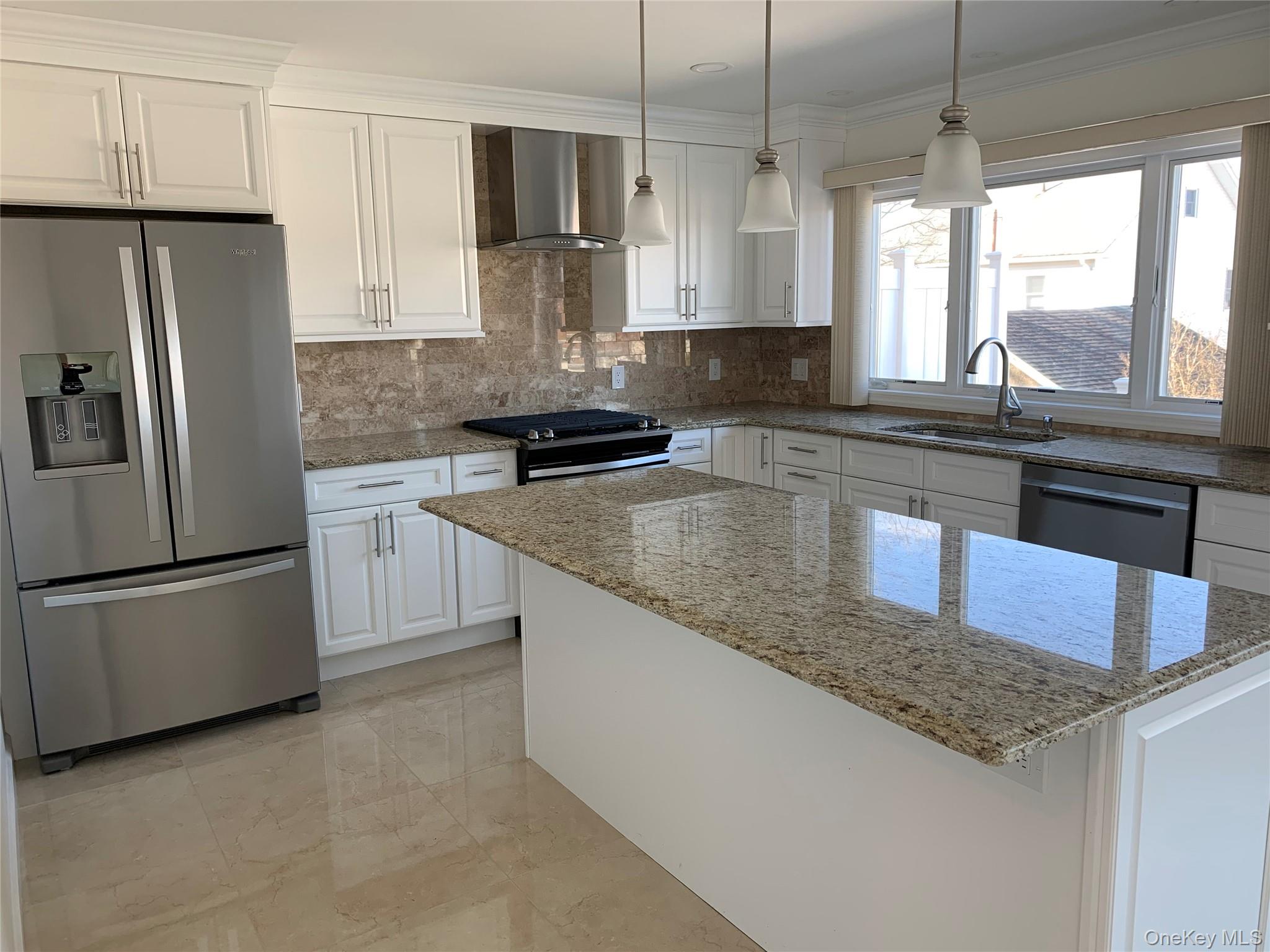 97 Gainsborg Avenue E