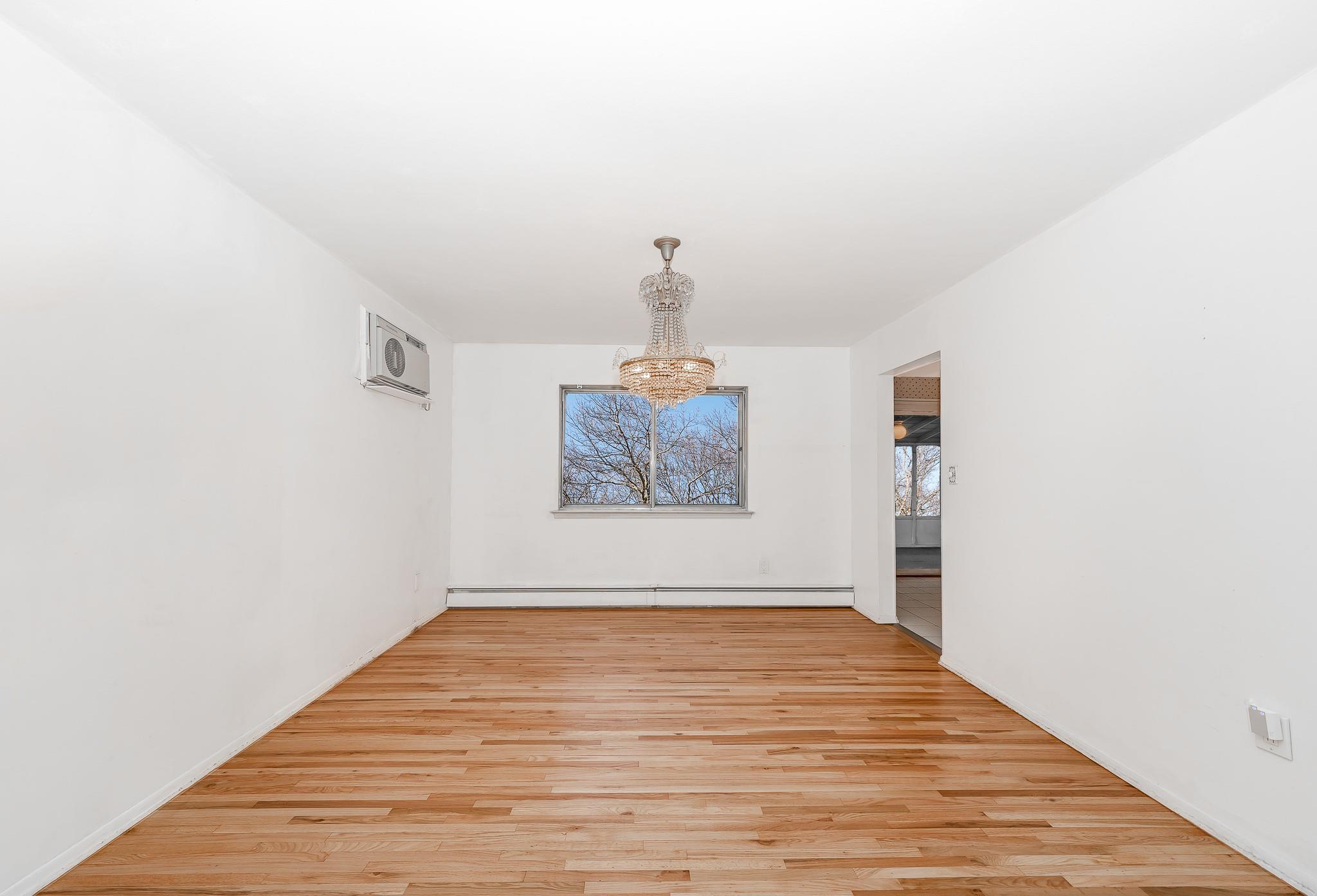 1840 Doria Lane, Bellmore, New York image 8