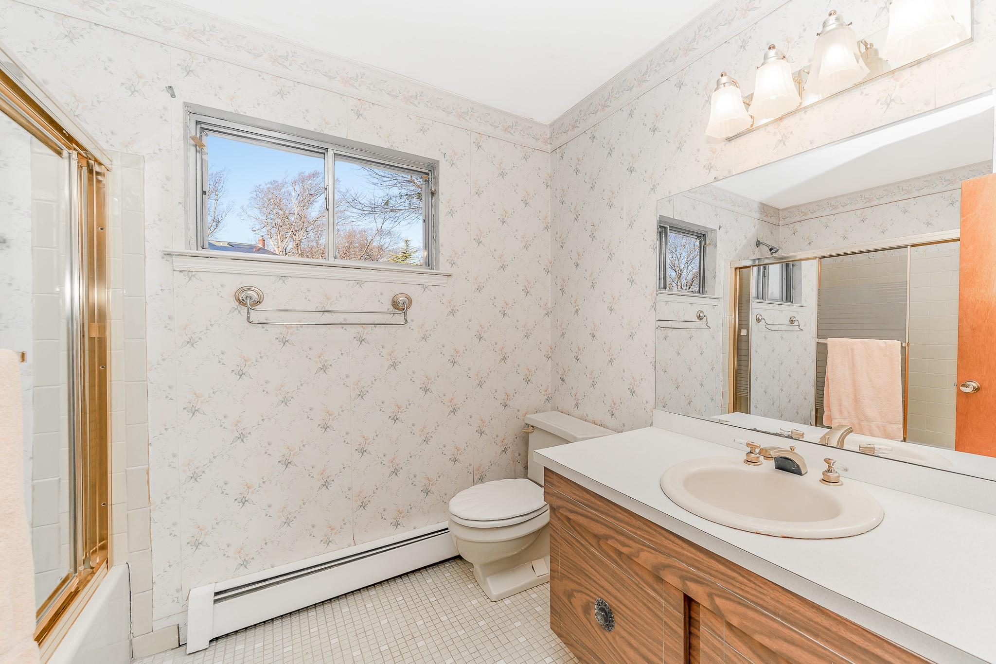 1840 Doria Lane, Bellmore, New York image 19