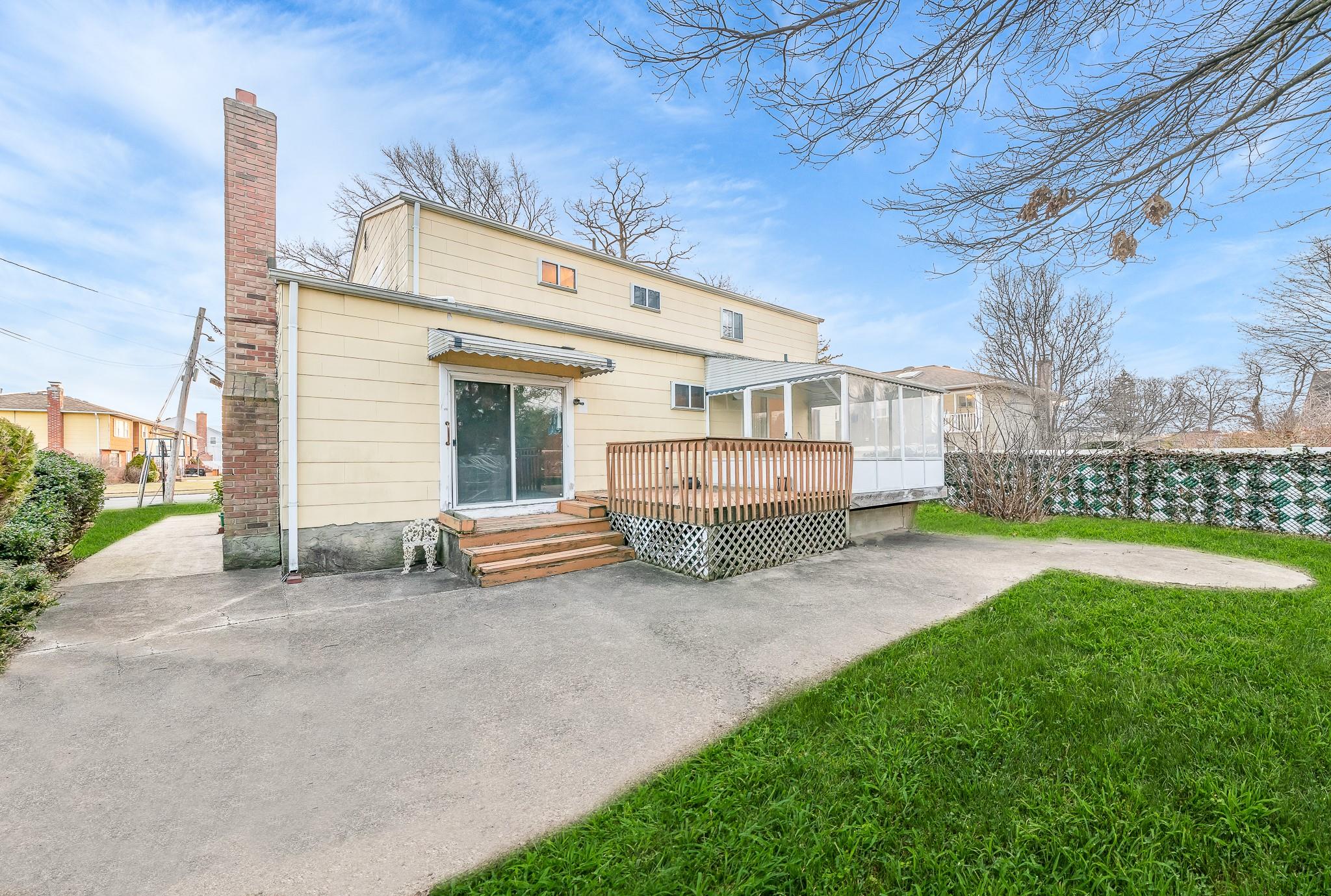 1840 Doria Lane, Bellmore, New York image 4