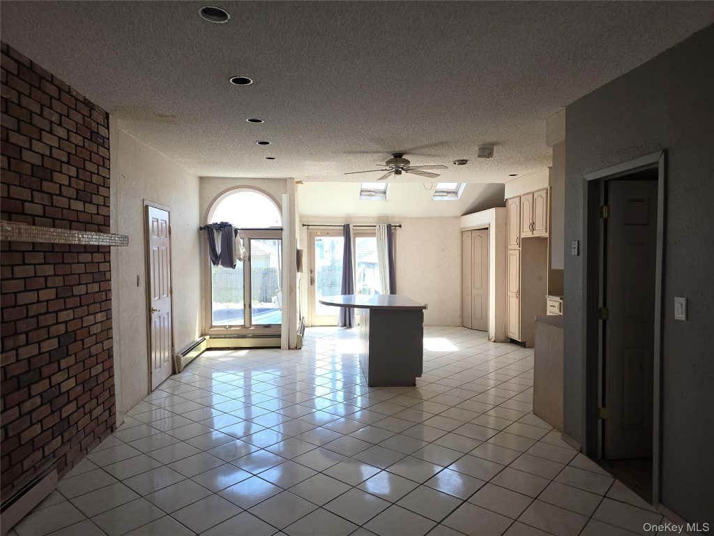 Photo of 39 Kent Road, Island Park, NY 11558 (MLS # 1028915)