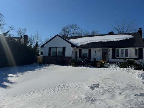 Homes For Sale - 692 Woodside Drive<br/> Wantagh, NY 11793