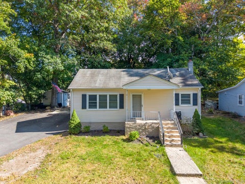 Homes For Sale - 11 Norwood Road<br/> Patterson, NY 12563