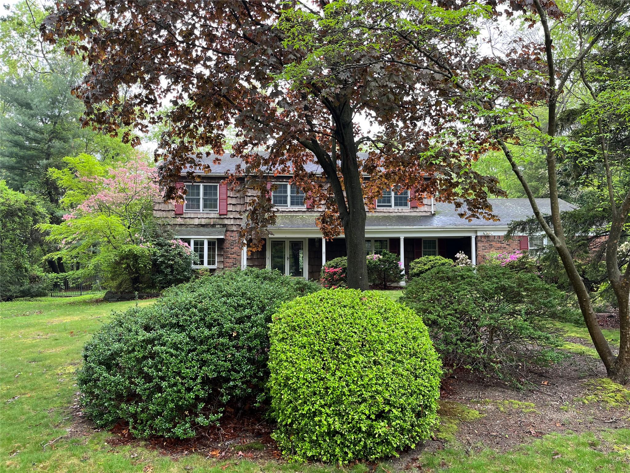 20 Blacksmith Lane, East Northport, New York image 1