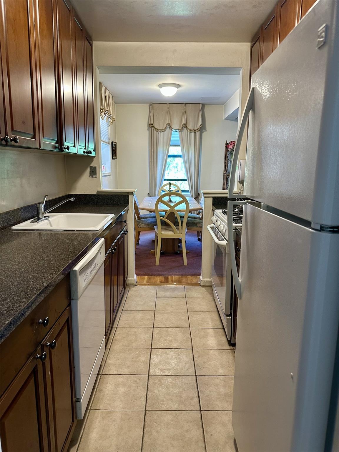 11 N Wooleys Lane #3A, Great Neck, New York image 10