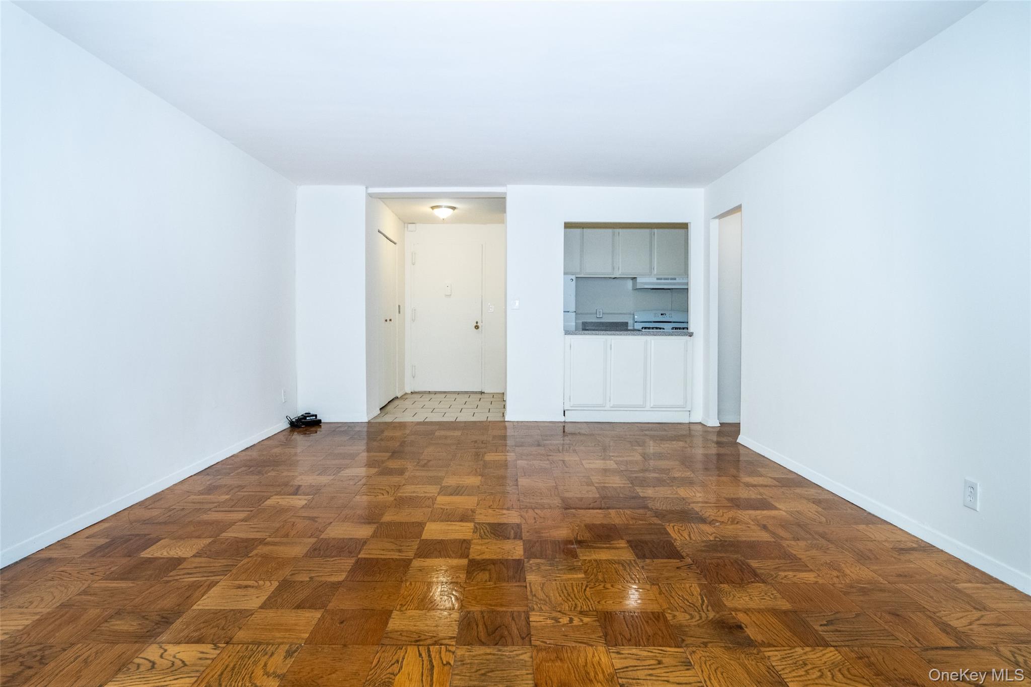 15 Lake Street 4-G