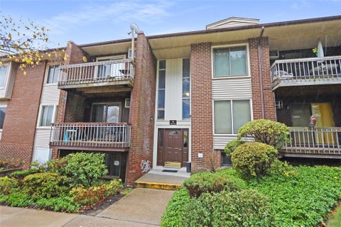 Photo for 61 Country Club Lane 61