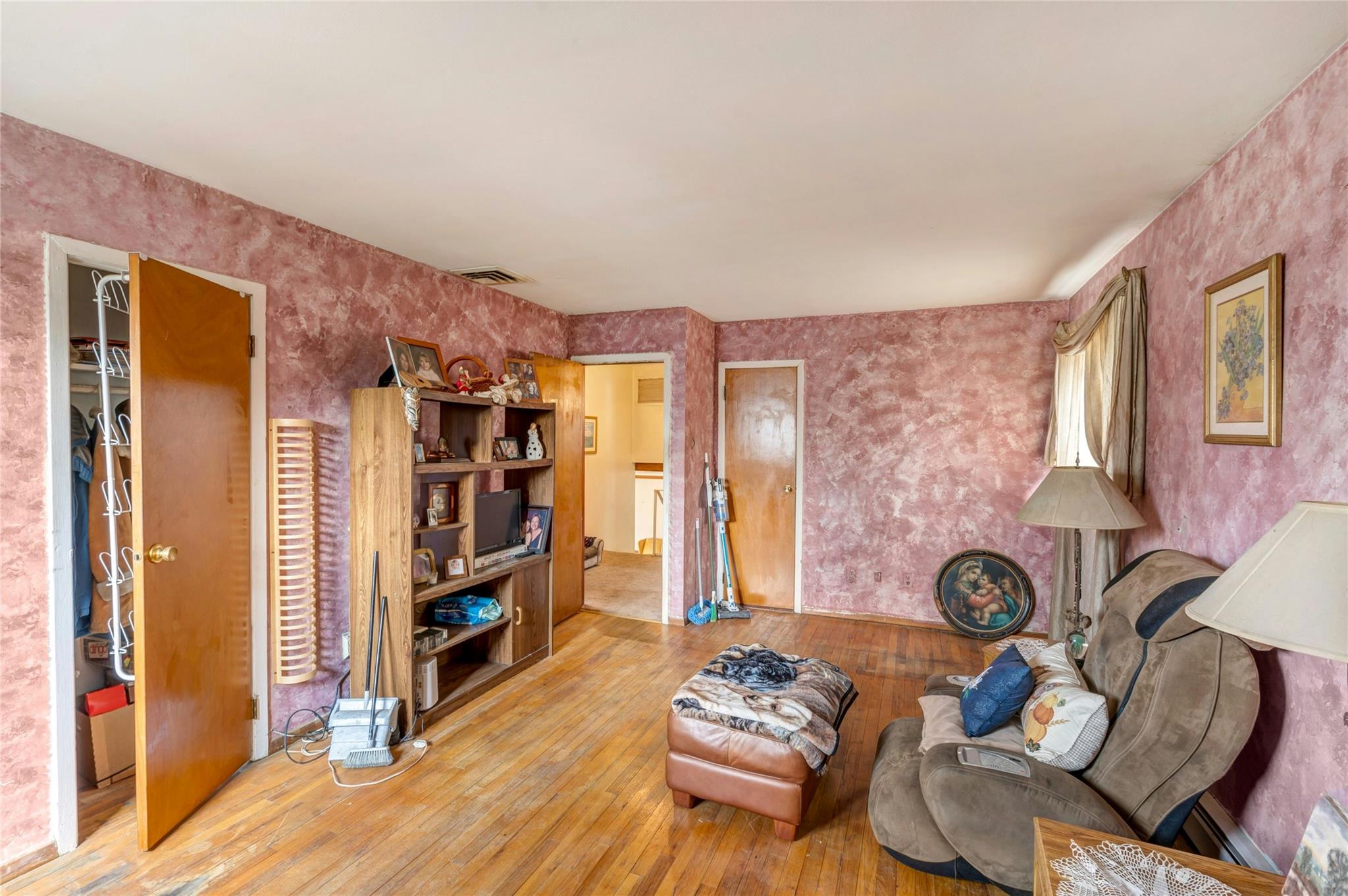 101 Grissom Way, Hauppauge, New York image 19