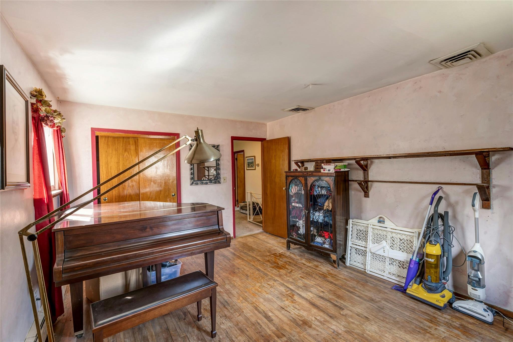101 Grissom Way, Hauppauge, New York image 22