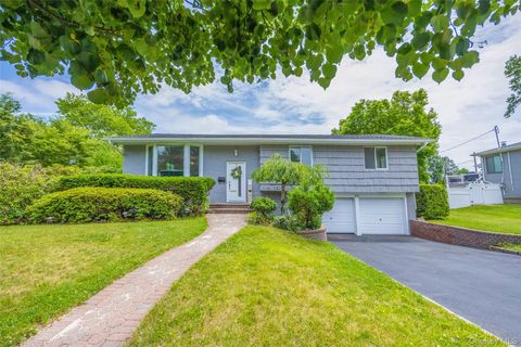 43 Saratoga Drive Jericho NY 11753