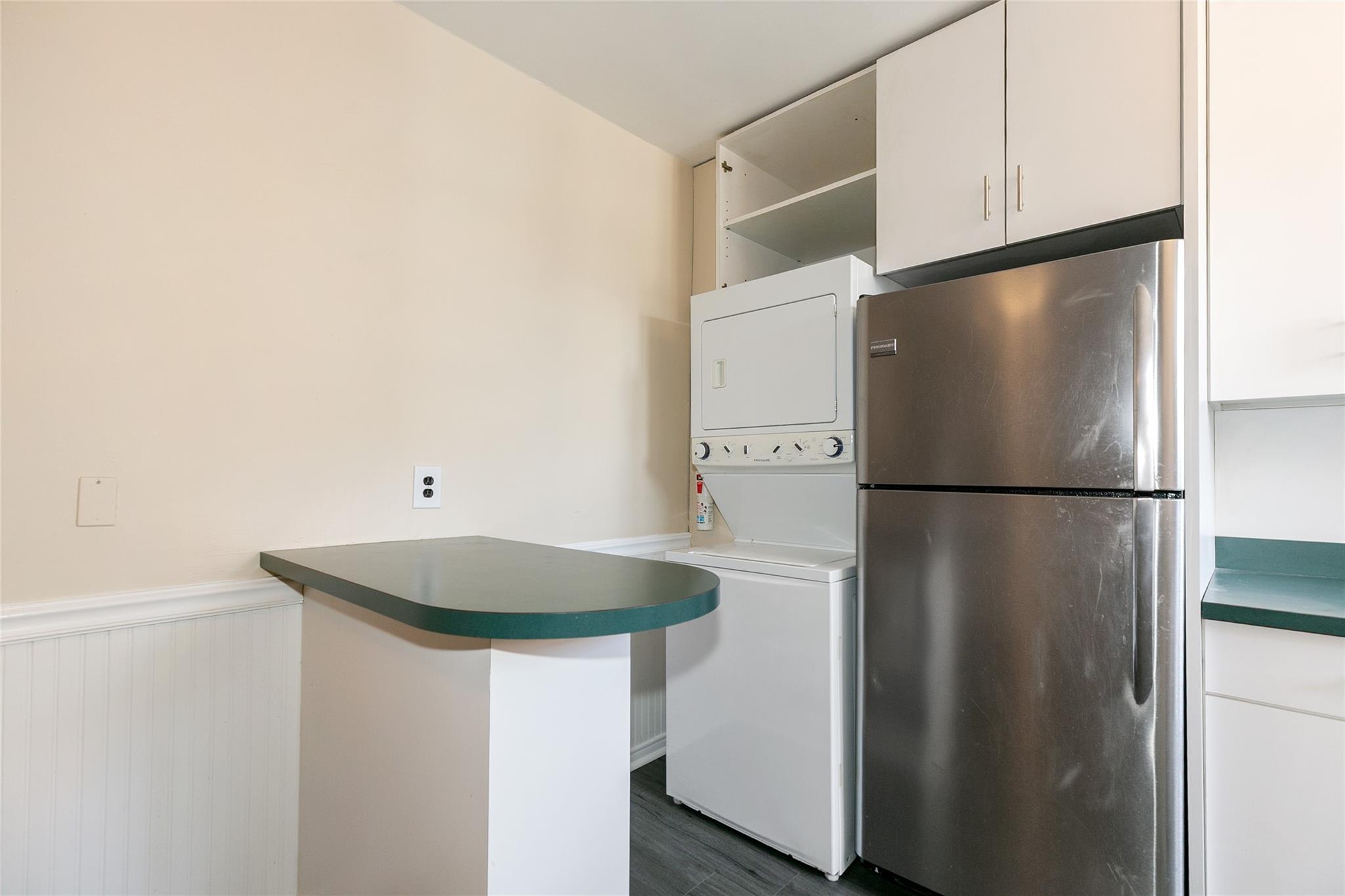 2 Townhouse Place Pl #3N, Great Neck, New York image 17