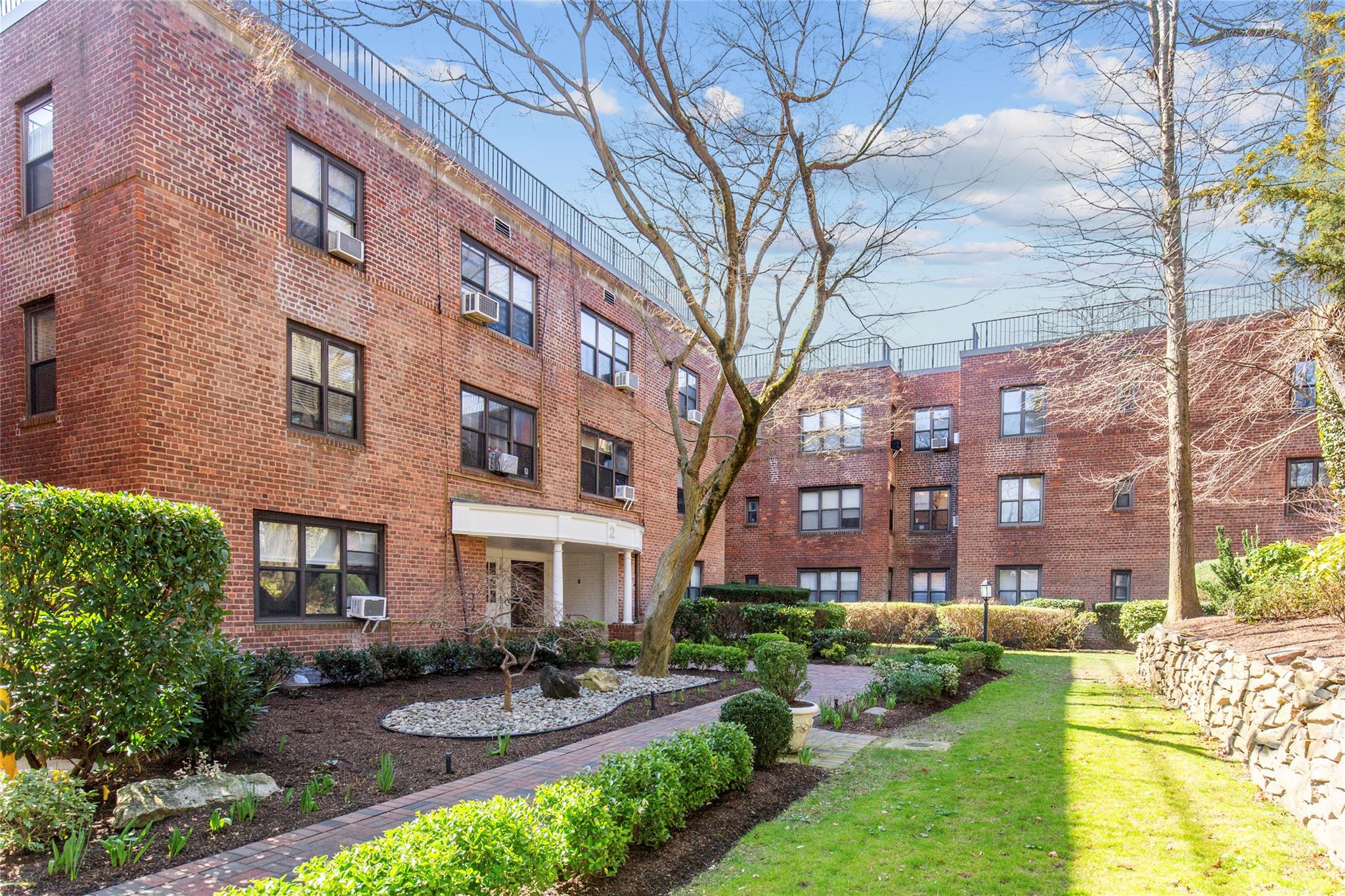 2 Townhouse Place Pl #3N, Great Neck, New York image 19