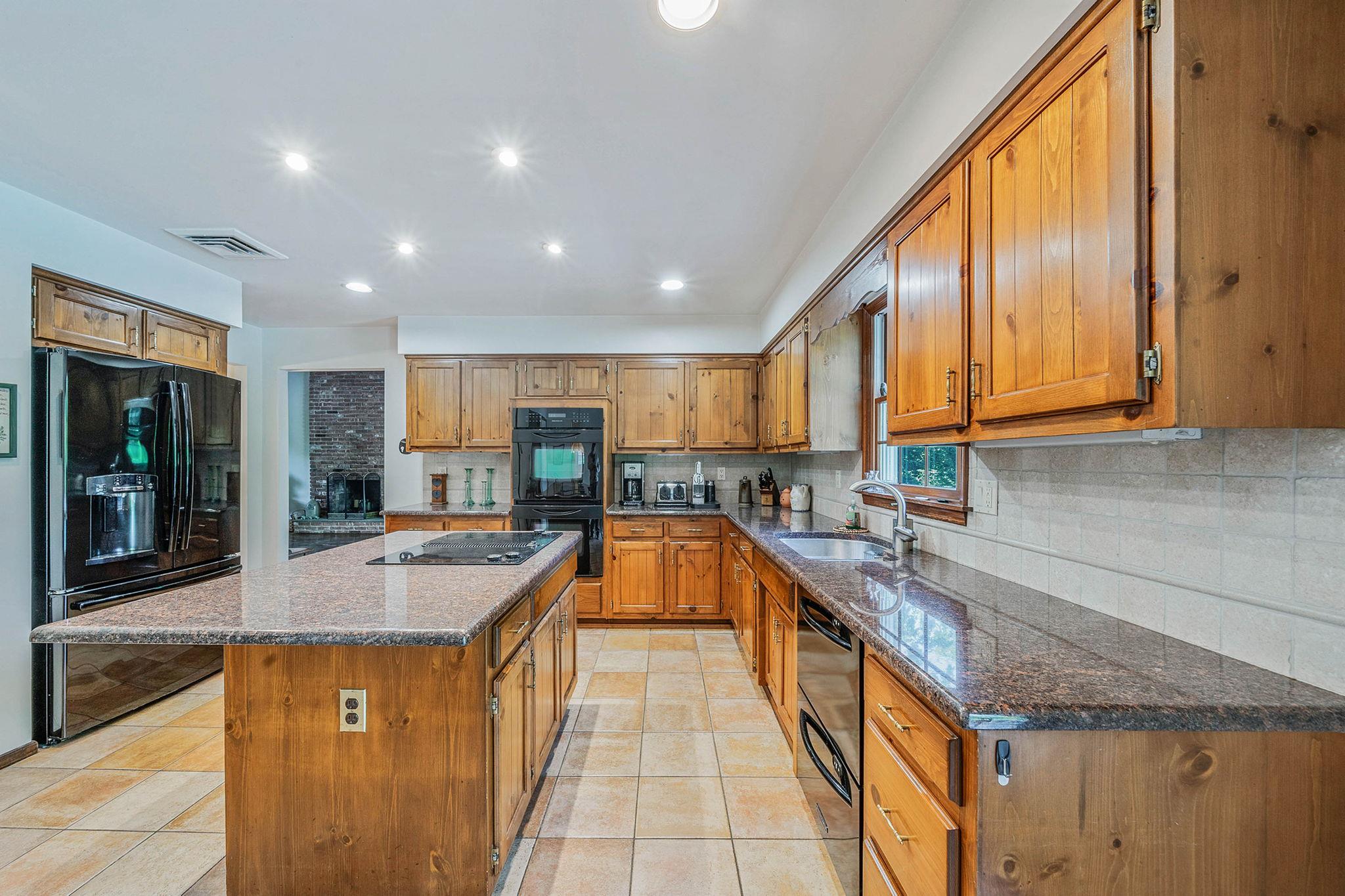 7 Sandpiper Court, Shoreham, New York image 11