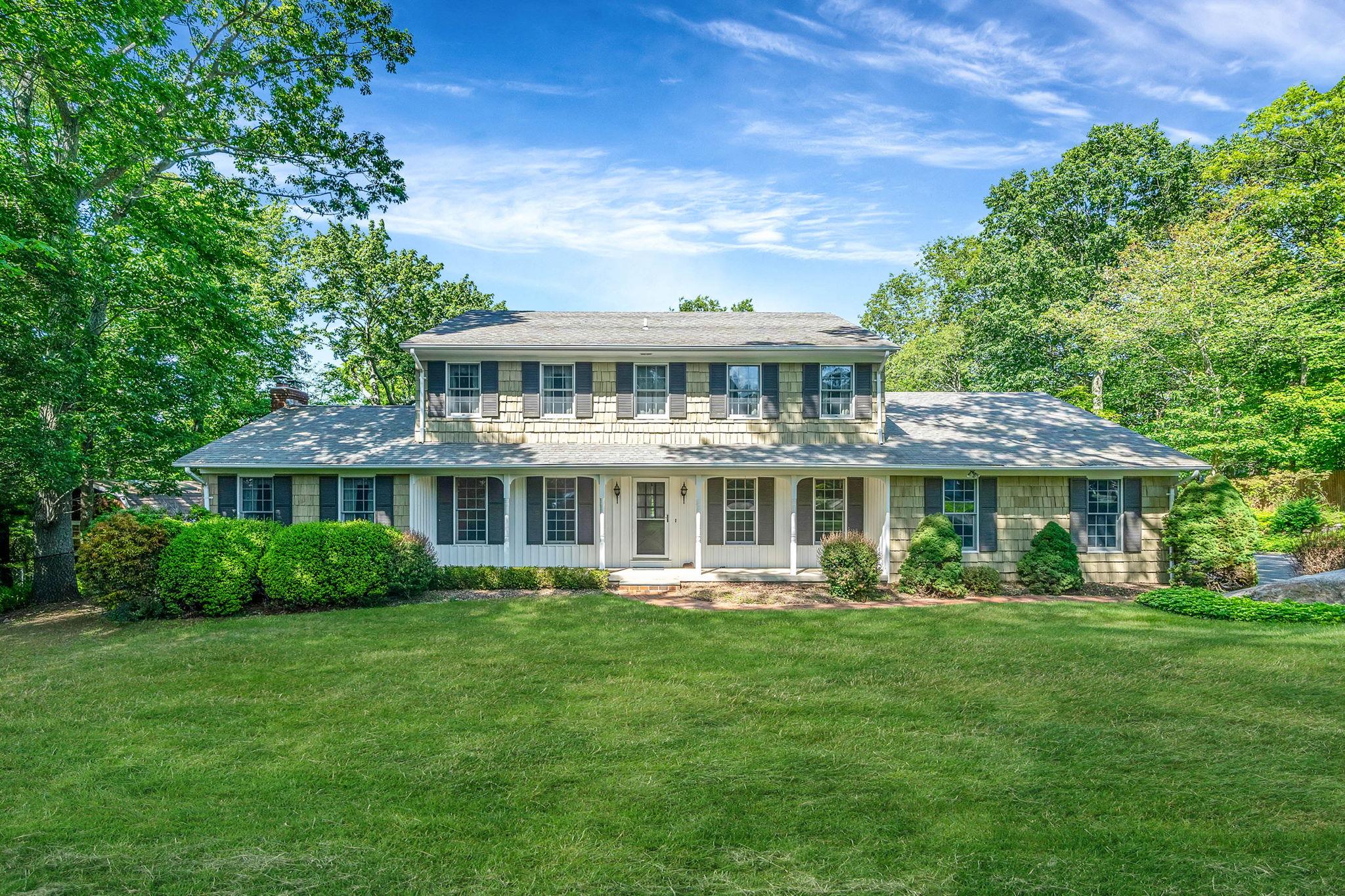 7 Sandpiper Court, Shoreham, New York image 1