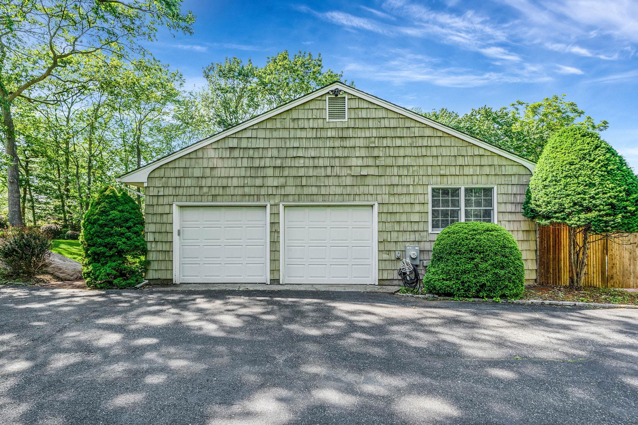 7 Sandpiper Court, Shoreham, New York image 46