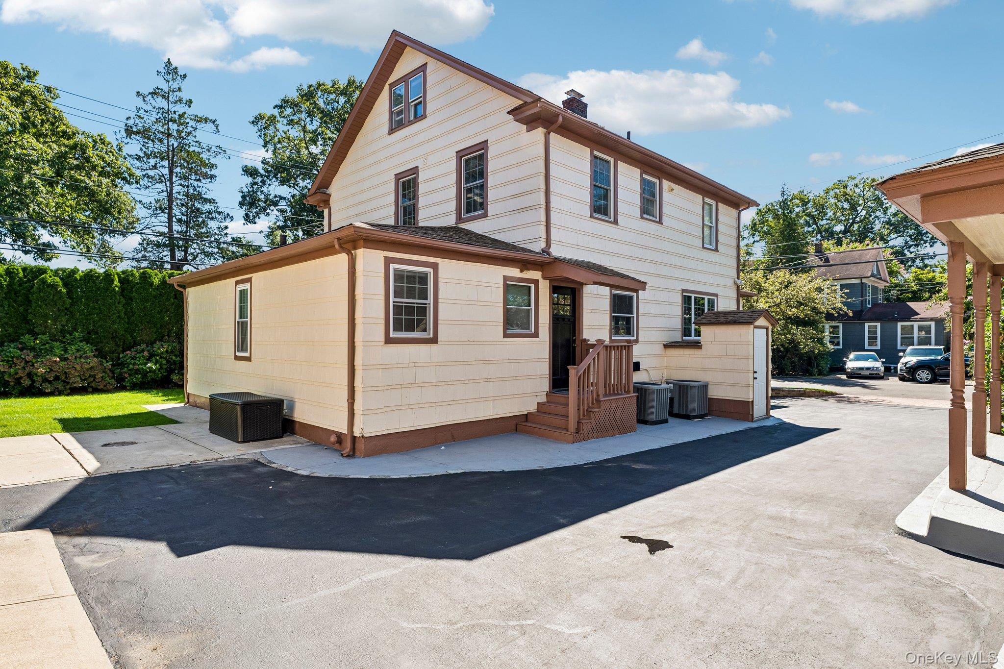 77 Jefferson Avenue