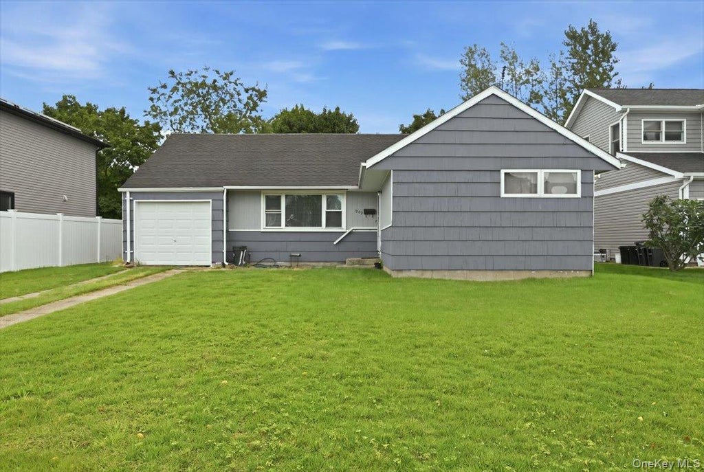 Photo of 1095 Huckleberry Road, Bellmore, NY 11710 (MLS # 1046909)